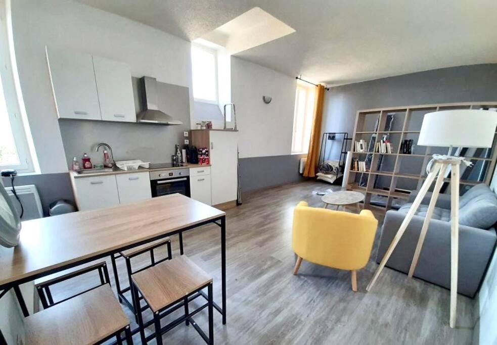 Апартаменты Le Cozy Center Wi-Fi Prest'Immo Нарбонна Экстерьер фото